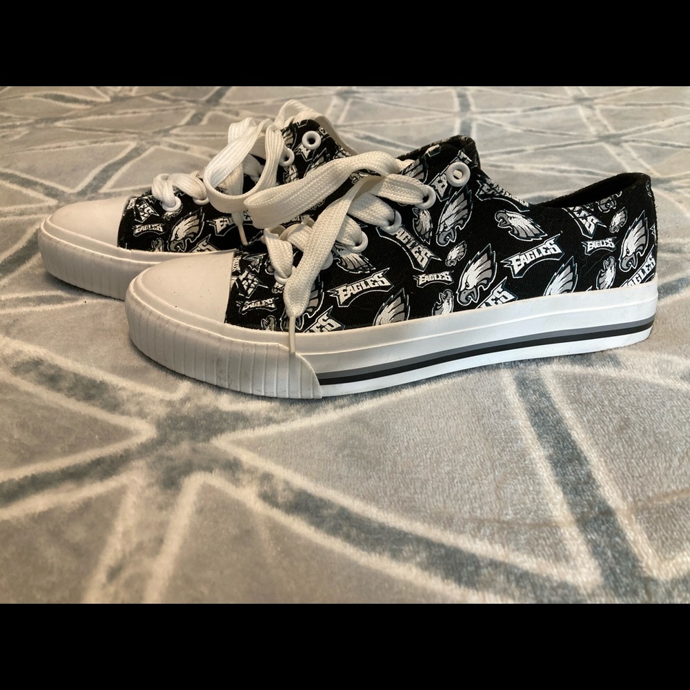 NFL Shop Philadelphia Eagles sneakers size 7